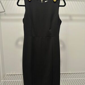 Elegant Black Sleeveless Dress